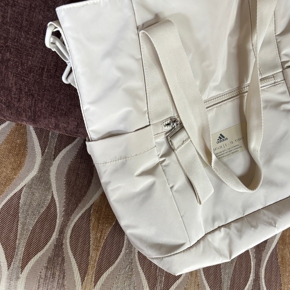ADIDAS ME 2  Cream Nylon Tote with Front Pocket - Picture 10 of 11